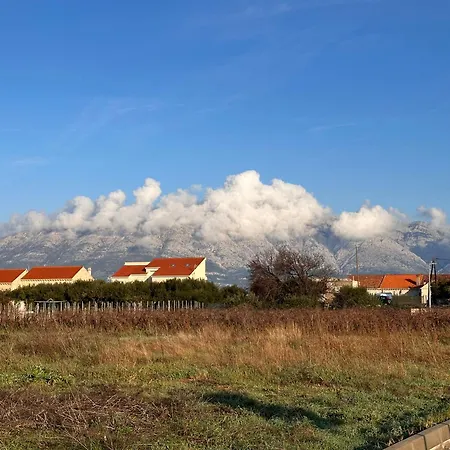 아파트 Korcula Newly Renovated D3 With Pool *