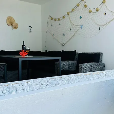 아파트 Korcula Newly Renovated D3 With Pool 룸바르다