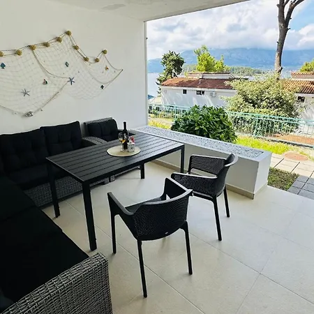 Korcula Newly Renovated D3 With Pool