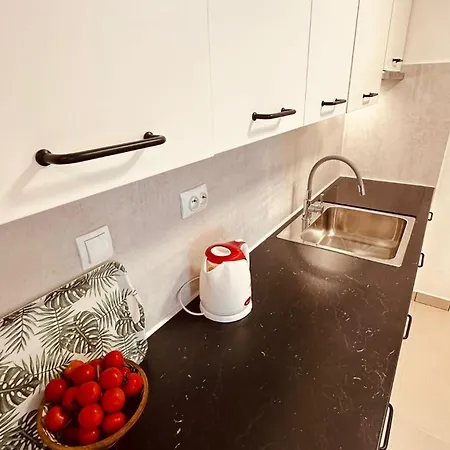 Korcula Newly Renovated D3 With Pool * 룸바르다