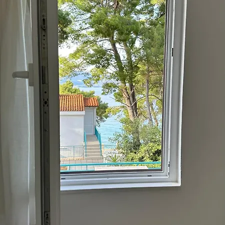 Korcula Newly Renovated D3 With Pool *