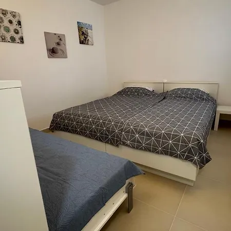 Korcula Newly Renovated D3 With Pool Appartement Lumbarda